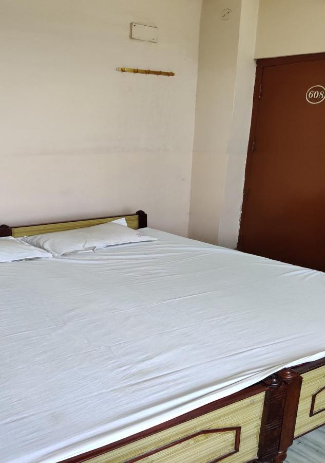 Hotel Krishan Kanhiya Jaunpur المظهر الخارجي الصورة