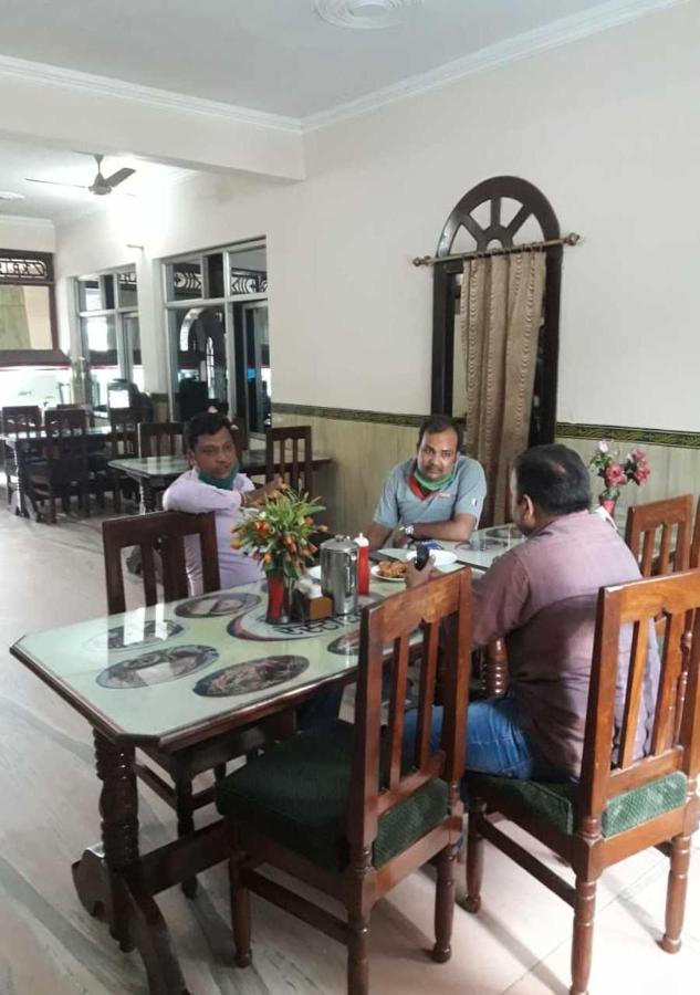 Hotel Krishan Kanhiya Jaunpur المظهر الخارجي الصورة